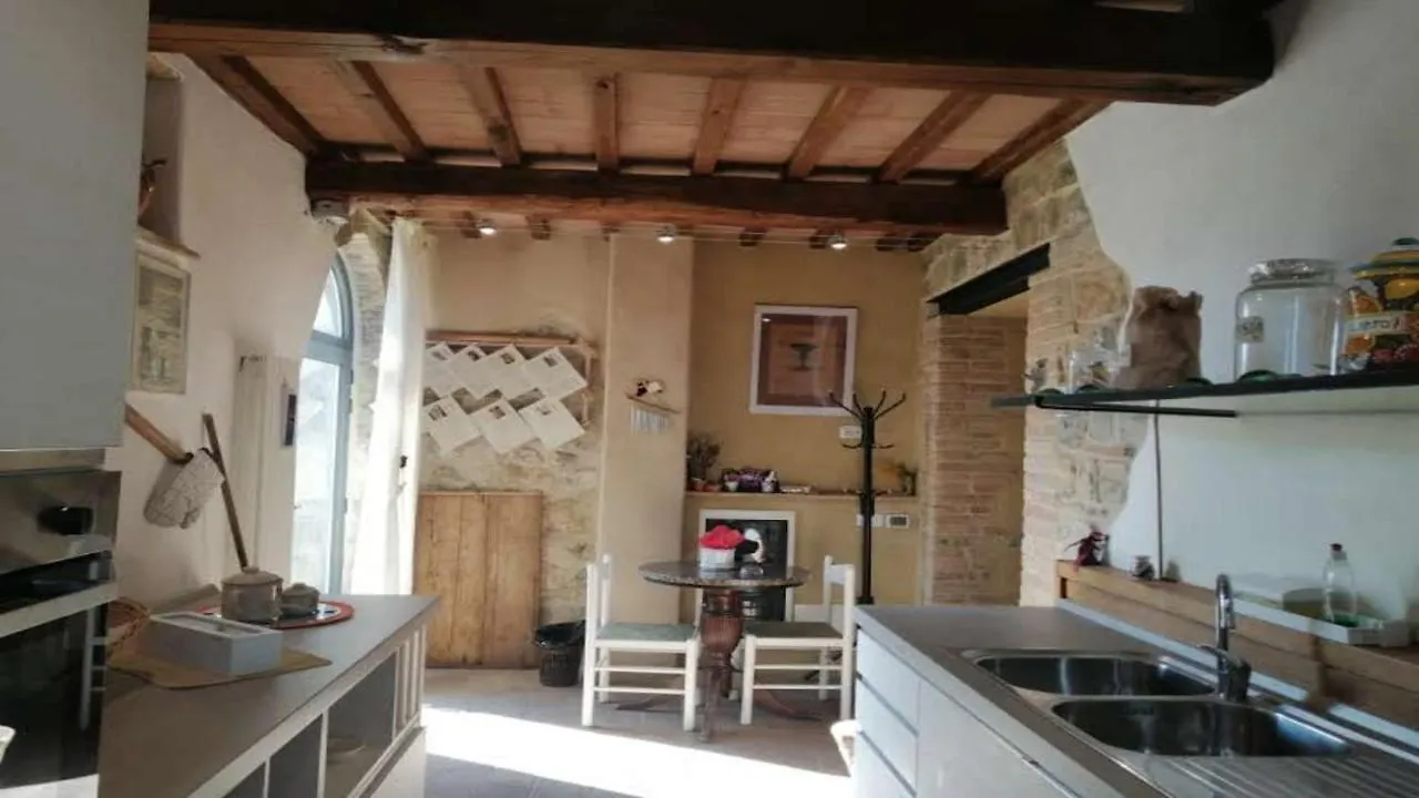 Вилла Vecchio Casale Quercetino Montenero d'Orcia